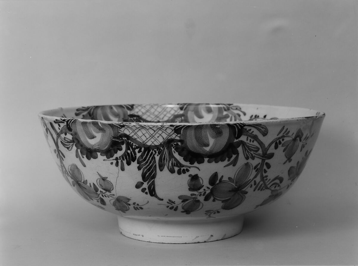 Bowl, Tin-enameled earthenware, British (American market)