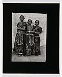 Seydou Keïta, Three Girls in Matching Dresses