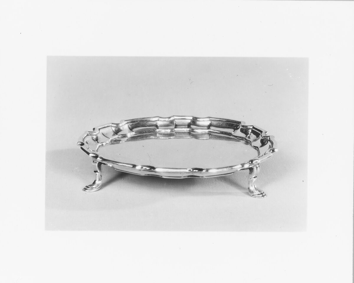 Salver, Simeon Soumaine (baptized 1685–ca. 1750), Silver, American