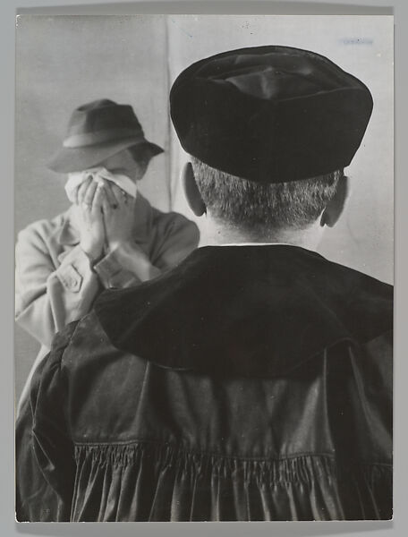 Crying Woman, Elisabeth Hase (German, 1905–1991), Gelatin silver print 
