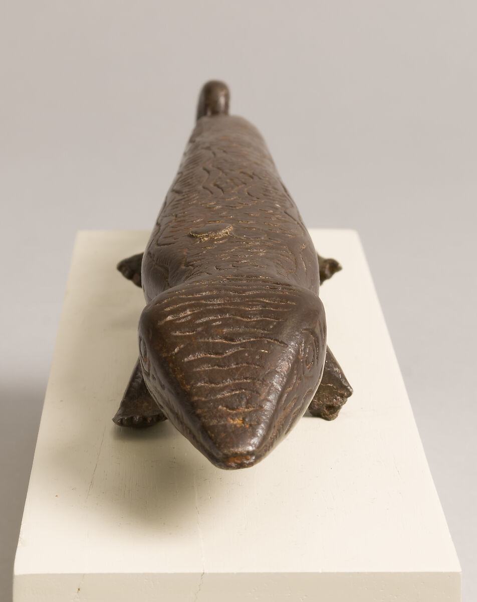 Door knocker in the shape of a salamander, Wrought iron, Spanish