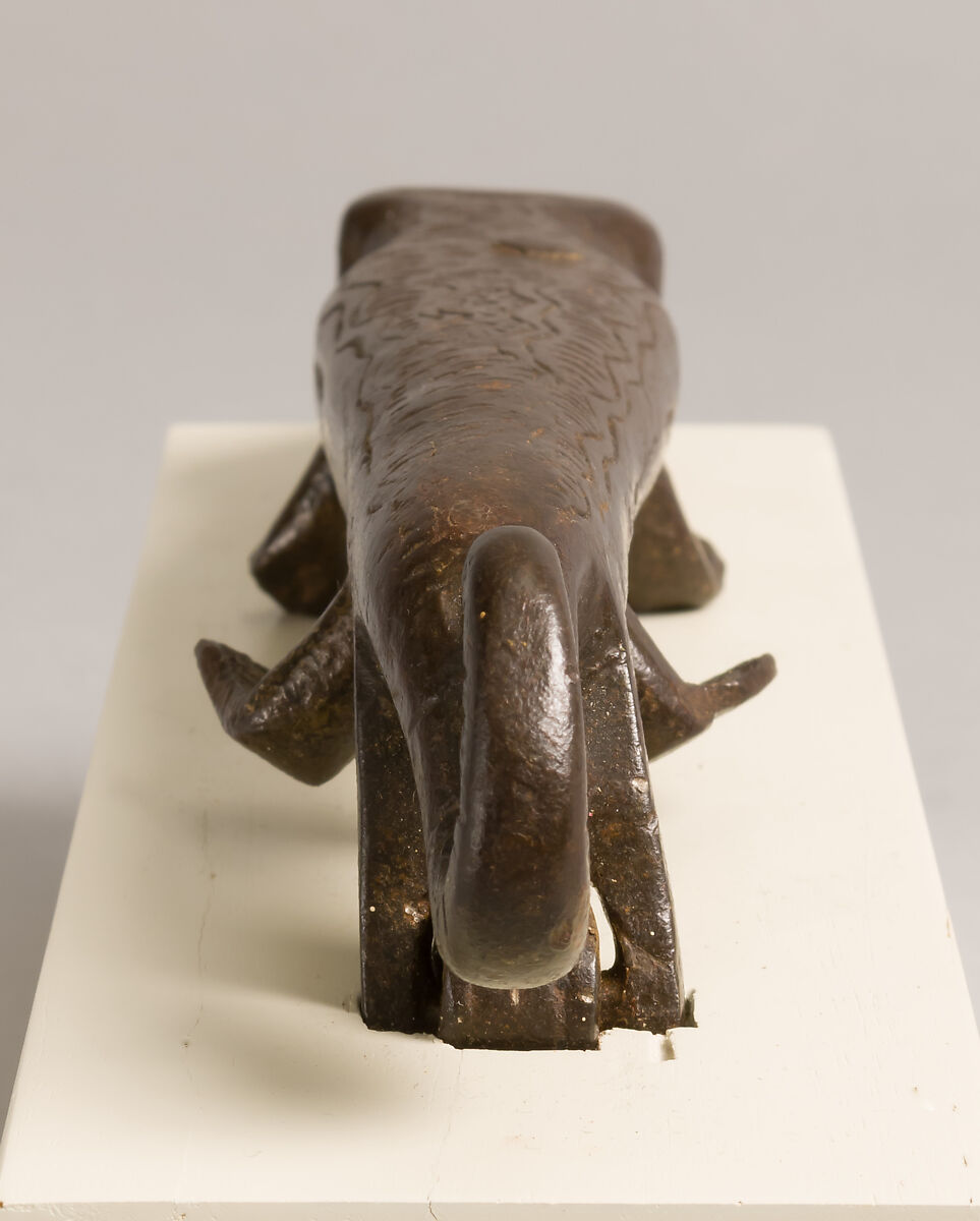 Door knocker in the shape of a salamander, Wrought iron, Spanish