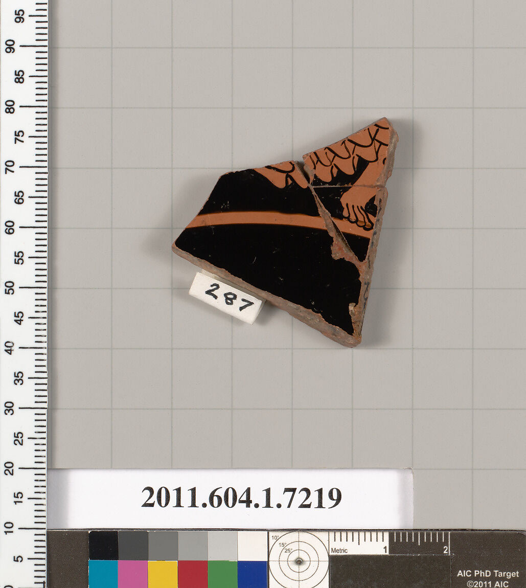 Terracotta fragment of a kylix (drinking cup), Attributed to Makron [DvB], Terracotta, Greek, Attic