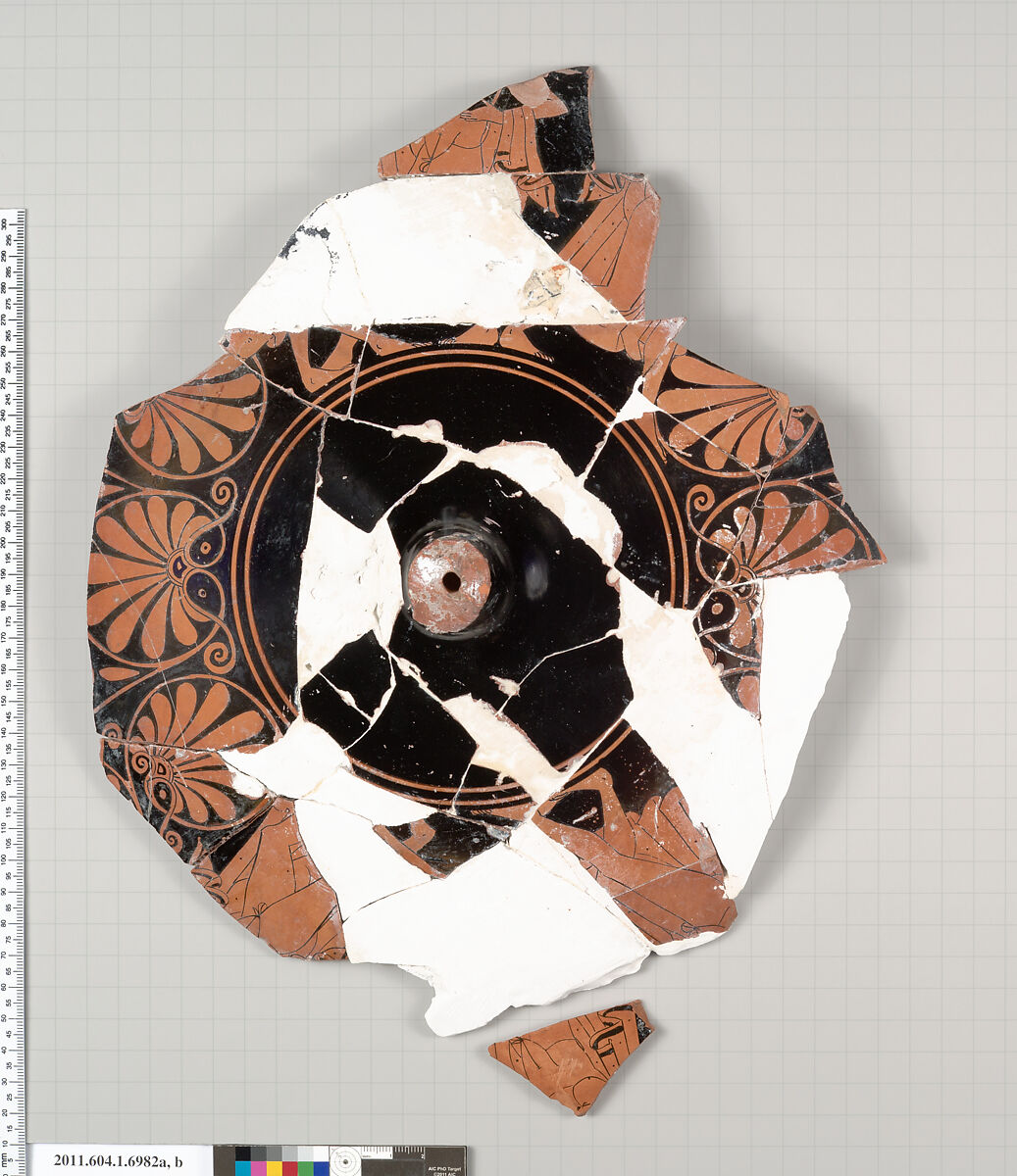 Terracotta fragments of a kylix (drinking cup), Attributed to the Painter of the Paris Gigantomachy [DvB], Terracotta, Greek, Attic