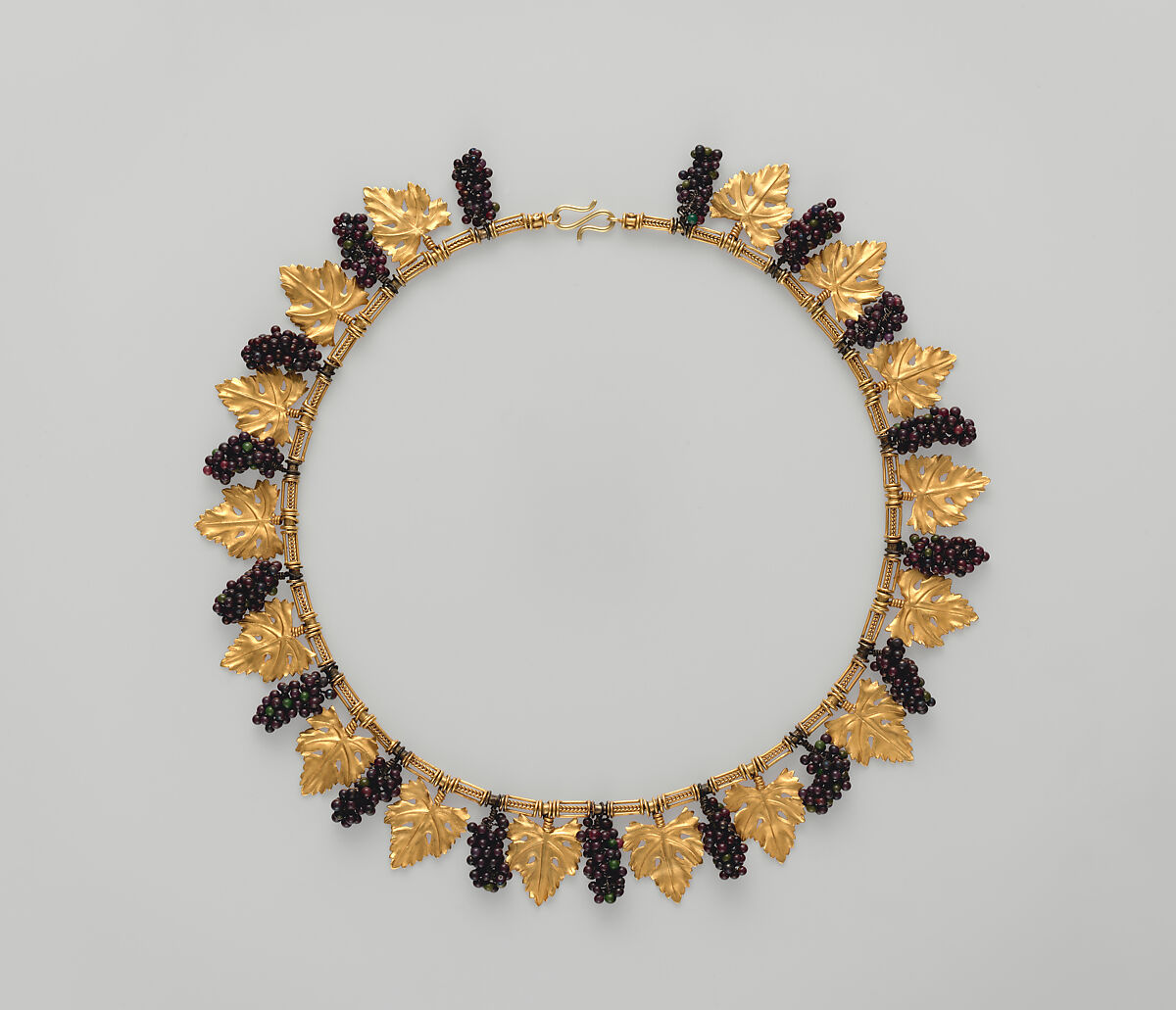 Archaeological revival necklace, Castellani, Gold, glass, Italian, Rome 