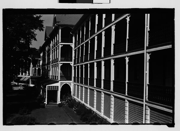 [Sixteen 35mm Film Frames on Uncut Roll: Hotels, Bedford Springs, Pennsylvania], Walker Evans (American, St. Louis, Missouri 1903–1975 New Haven, Connecticut), Film negative 