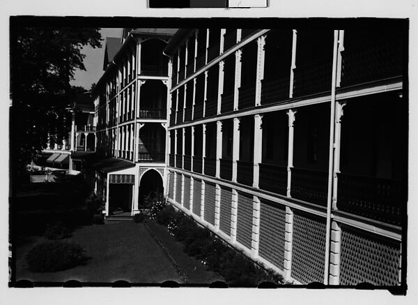 [Sixteen 35mm Film Frames on Uncut Roll: Hotels, Bedford Springs, Pennsylvania], Walker Evans (American, St. Louis, Missouri 1903–1975 New Haven, Connecticut), Film negative