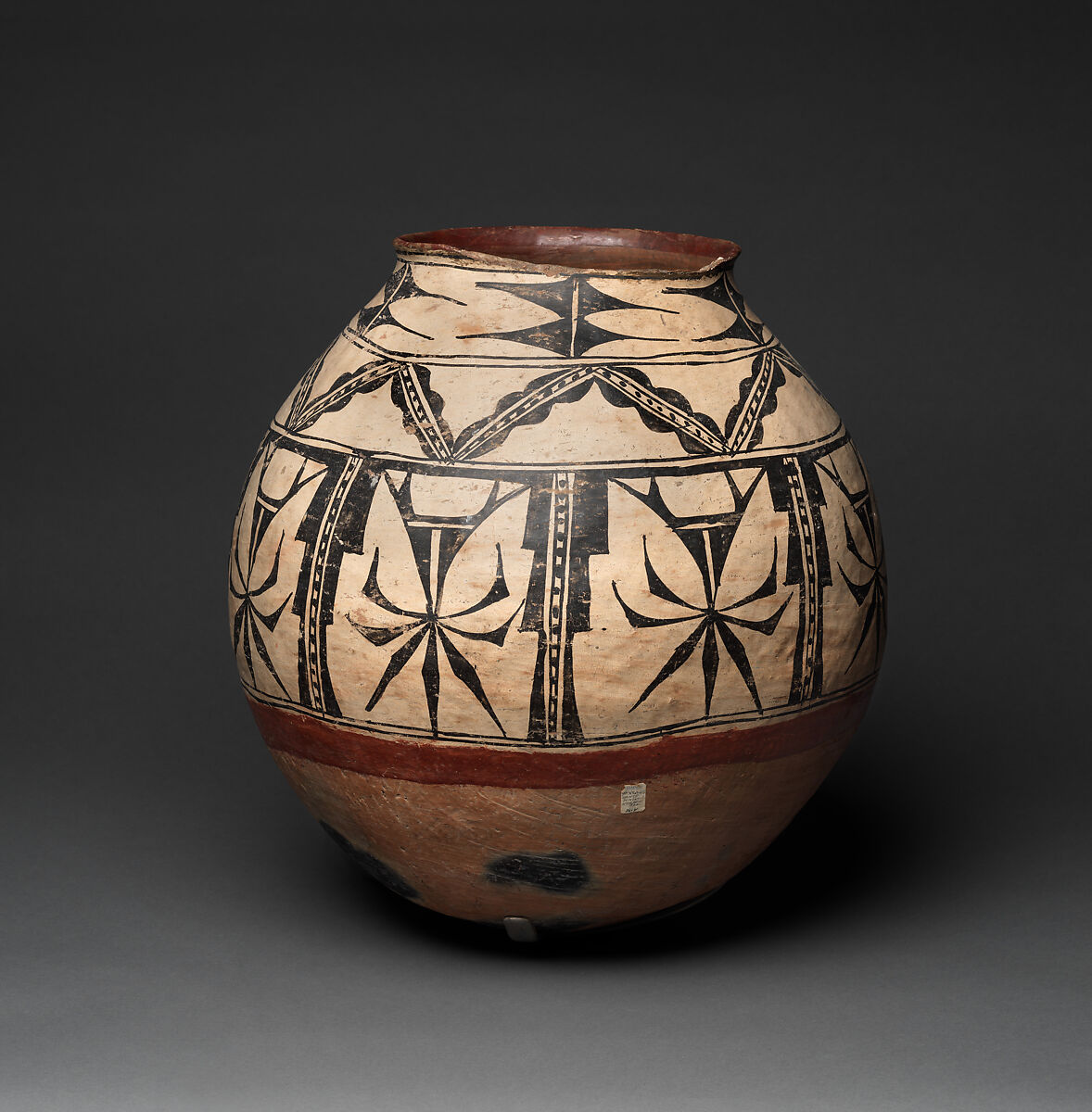 Powhoge polychrome storage jar, Clay and pigment, Tewa, Native American