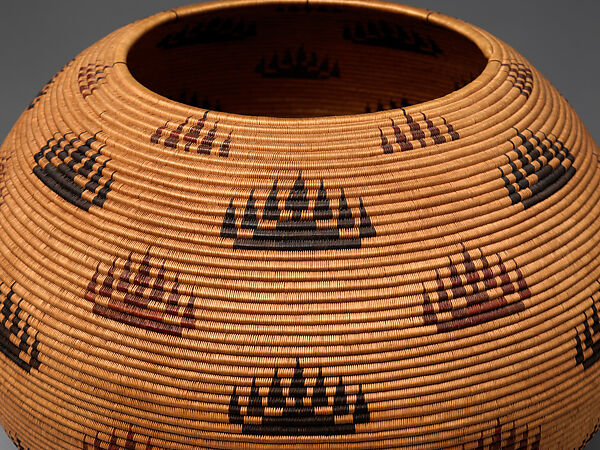 Basket bowl, Louisa Keyser (Washoe, ca. 1831-1925), Willow and redbud shoots, bracken root, and dye, Washoe, Native American