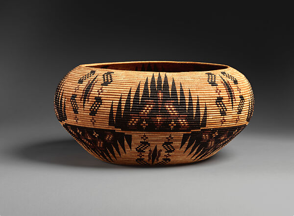 Basket bowl, Carrie Bethel (Mono Lake Paiute, 1898–1974), Willow shoots, sedge root, redbud shoots, and dyed bracken root, Mono Lake Paiute, Native American