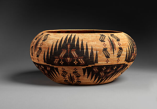 Basket bowl, Carrie Bethel (Mono Lake Paiute, 1898–1974), Willow shoots, sedge root, redbud shoots, and dyed bracken root, Mono Lake Paiute, Native American