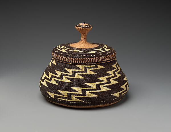 Gift basket, Elizabeth Hickox (Wiyot-Karuk, 1875–1947), Conifer root, hazel shoots, maidenhair stems, bear grass, and dyed porcupine quills, Wiyot and Karuk, Native American