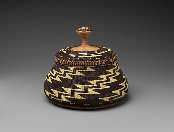 Gift basket, Elizabeth Hickox (Wiyot-Karuk, 1875–1947), Conifer root, hazel shoots, maidenhair stems, bear grass, and dyed porcupine quills, Wiyot and Karuk, Native American 