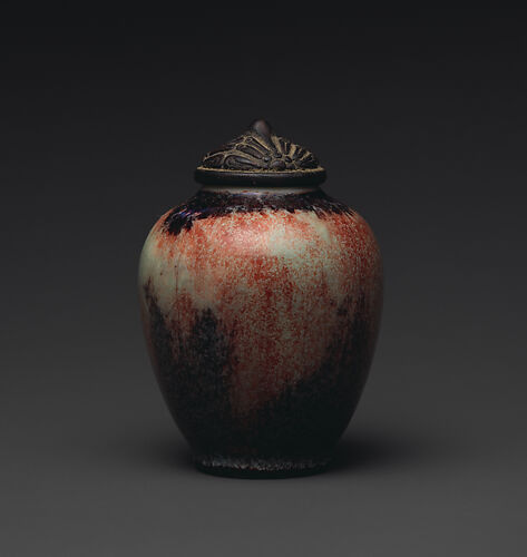 Covered jar