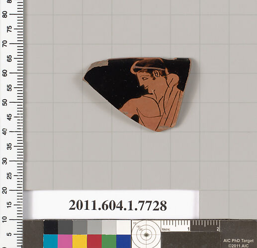 Terracotta rim fragment of a kylix (drinking cup)