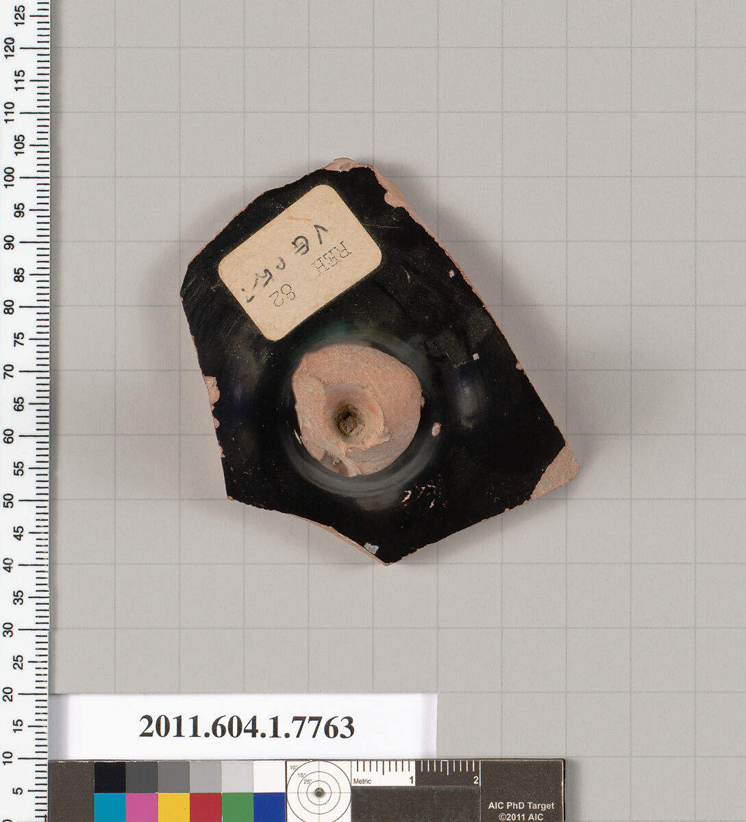 Terracotta fragment of a kylix (drinking cup), Attributed to the Villa Giulia Painter [DvB], Terracotta, Greek, Attic