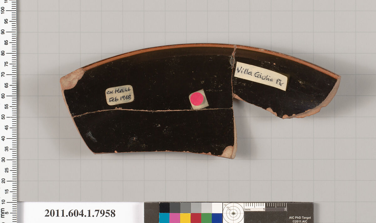 Terracotta rim fragment of a kylix (drinking cup), Attributed to the Villa Giulia Painter [DvB], Terracotta, Greek, Attic