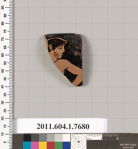 Terracotta rim fragment of a kylix (drinking cup)