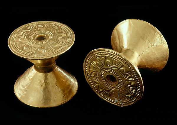 Pair of Biconical Ear Ornaments, Gold, Calima-Yotoco 