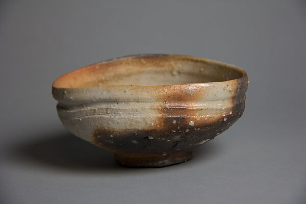 Teabowl, Tsujimura Shirō (Japanese, born 1947), Stoneware with iron glaze (Shigaraki ware), Japan 