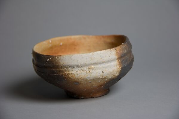 Teabowl, Tsujimura Shirō (Japanese, born 1947), Stoneware with iron glaze (Shigaraki ware), Japan