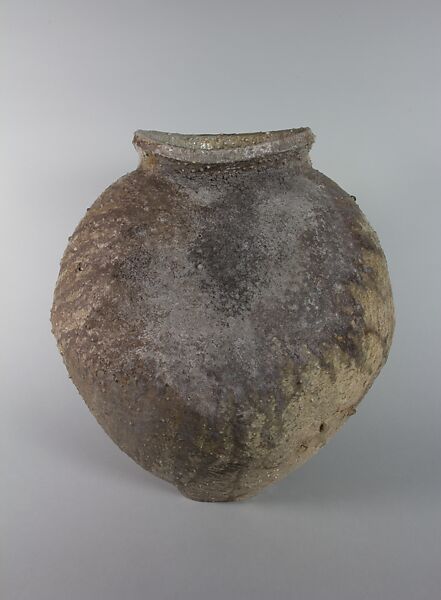 Jar, Tsujimura Shirō (Japanese, born 1947), Stoneware with natural ash glaze, Japan