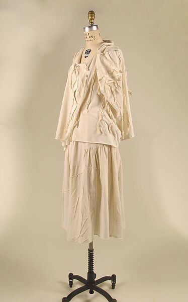 Ensemble, Comme des Garçons (Japanese, founded 1969), (a) cotton, mother-of-pearl; (b) cotton, metal, Japanese