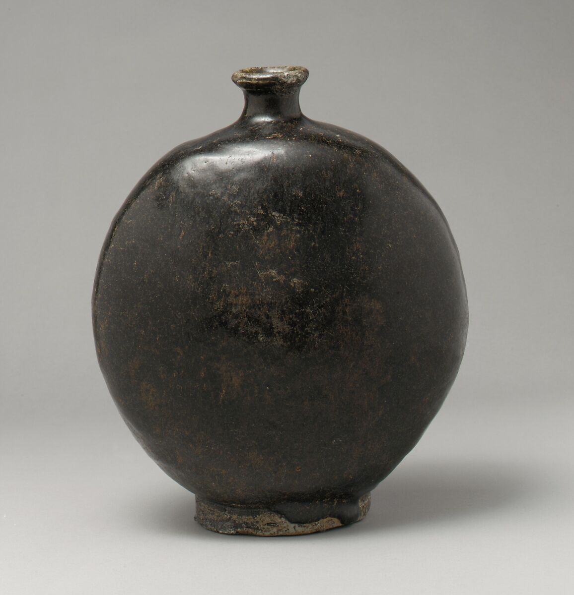 Flask-shaped bottle, Stoneware with iron-black glaze, Korea