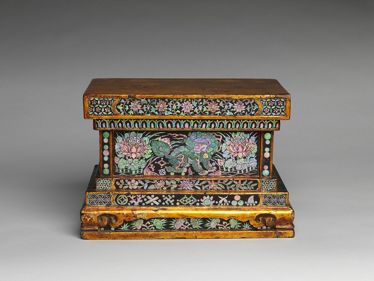 Pedestal, possibly for a sculpture, Lacquer on wood inlaid with mother-of-pearl, China 