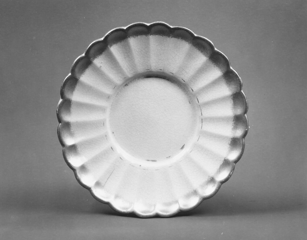 Saucer, New England Pottery Company (1876–1914), Earthenware, American