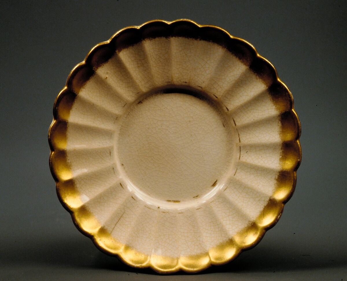 Saucer, New England Pottery Company (1876–1914), Earthenware, American 