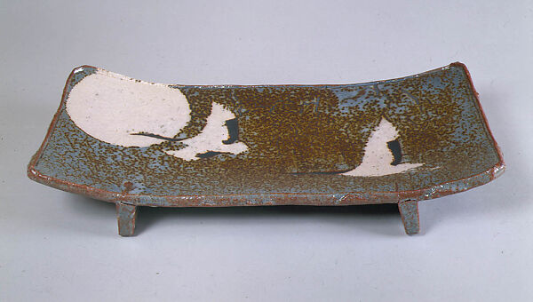 “Chopping Board” with Cranes Flying across the Sun, Wakao Toshisada (Japanese, born 1932), Glazed stoneware; Mino ware, Gray Shino type, Japan 