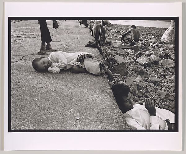 Infant and Flautist, Haji Ali, Mumbai, Ketaki Sheth  Indian, Gelatin silver print