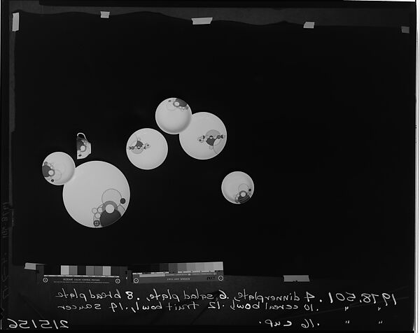 Saucer, Designed by Frank Lloyd Wright (American, Richland Center, Wisconsin 1867–1959 Phoenix, Arizona), Porcelain, American, Japanese