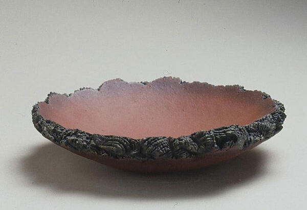 Shallow Bowl, Imai Hyōe (Japanese, born 1951), Stoneware with red iron glaze, Japan 