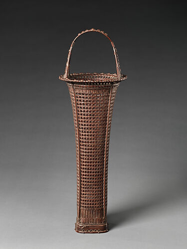 Flower Basket in the Shape of a Lily Bud (Yuri-gata hanakago)