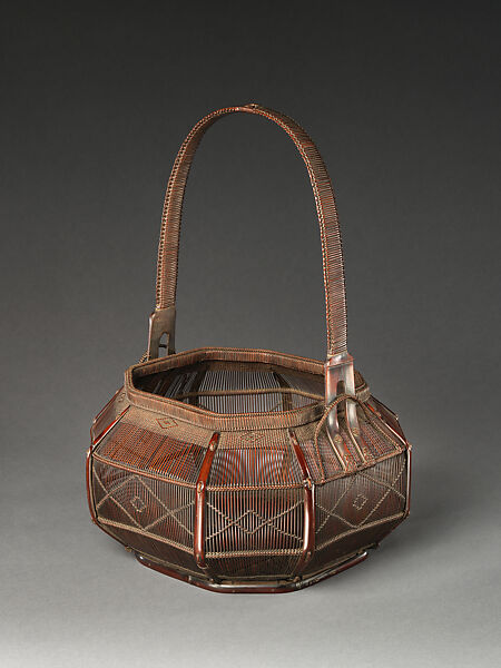 Peony Basket (Botan-kago), Maeda Chikubōsai I (Japanese, 1872–1950), Timber bamboo, rattan, and lacquer, Japan