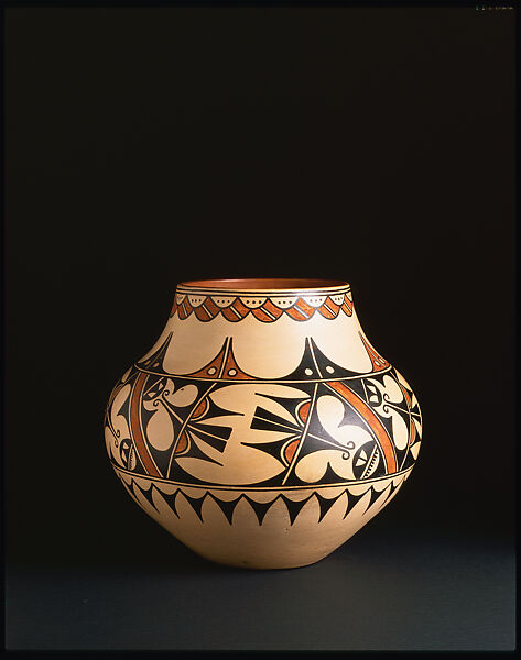 Jar, Maria Martínez (Native American, San Ildefonso Pueblo, Santa Fe, New Mexico 1887–1980  San Ildefonso Pueblo, Santa Fe New Mexico), Clay, pigments, San Ildefonso 