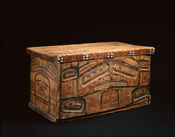Large bent-corner chest, Unrecorded Tlingit artist, Spruce, paint, red turban snail opercula, rawhide, nails, Tlingit 