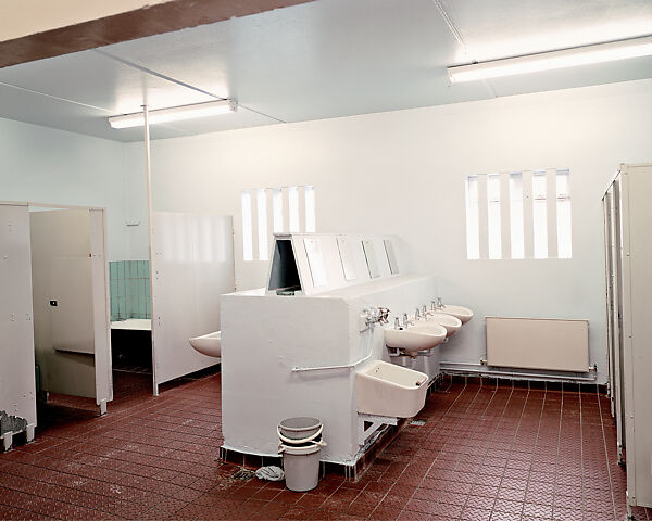 The Maze/Long Kesh Prison: Ablutions. H — Block 5, B — Wing, Donovan Wylie (Irish, born Belfast, 1971), Inkjet pigment print 