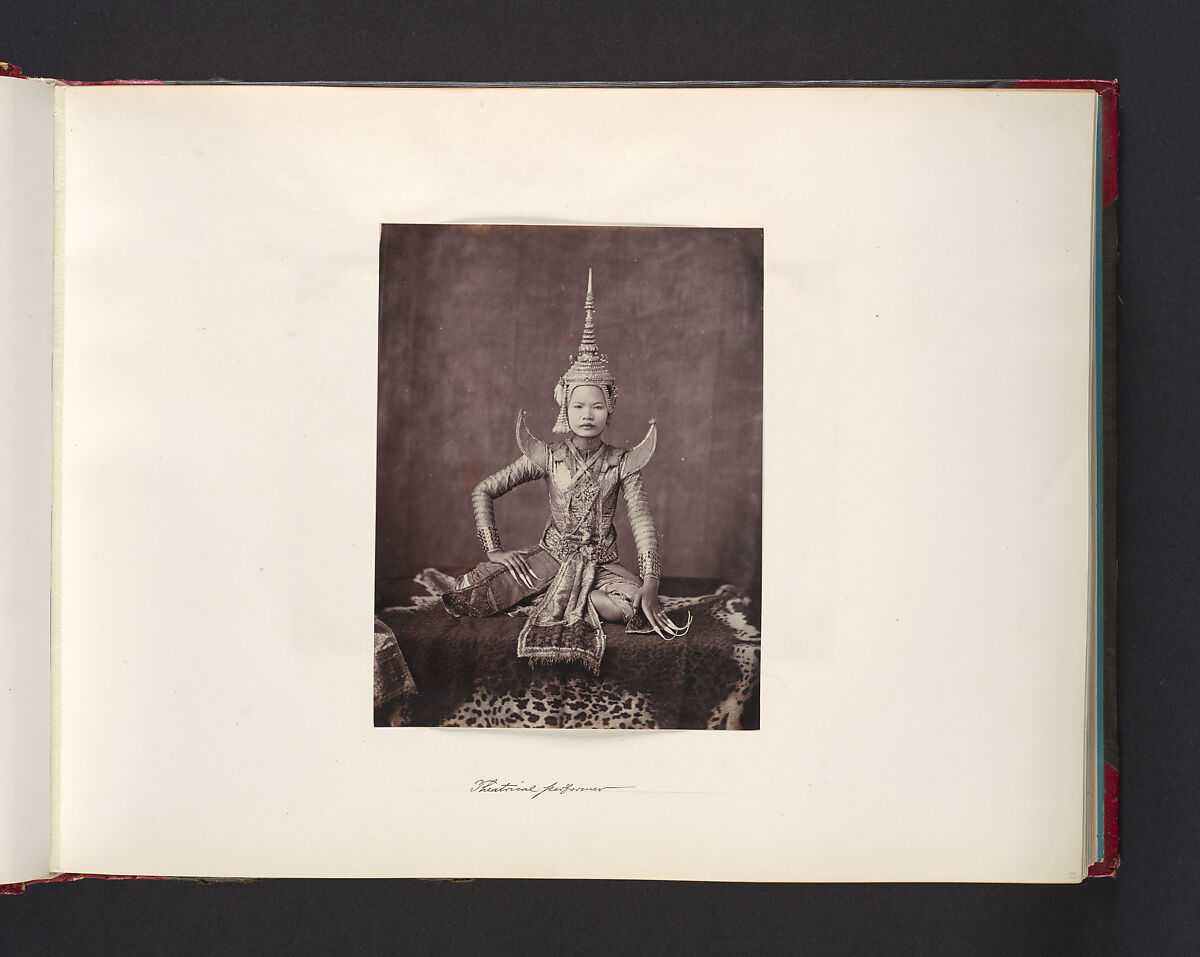 Theatrical Performer, Attributed to John Thomson (British, Edinburgh, Scotland 1837–1921 London), Albumen silver print from glass negative 