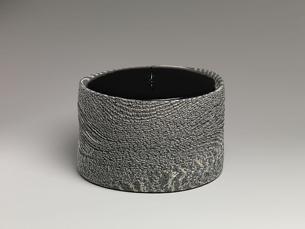 Water Jar, Matsui Kōsei 松井康成 (Japanese, 1927–2003), Marbleized stoneware (neriage) with lacquered lid, Japan