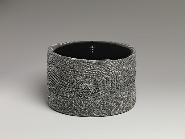 Water Jar, Matsui Kōsei 松井康成 (Japanese, 1927–2003), Marbleized stoneware (neriage) with lacquered lid, Japan