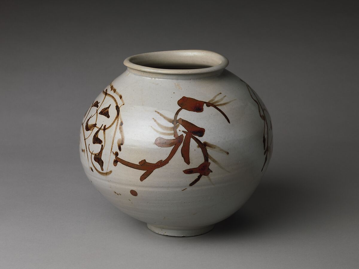 Jar decorated with dragons, Porcelain with underglaze iron-brown design, Korea 