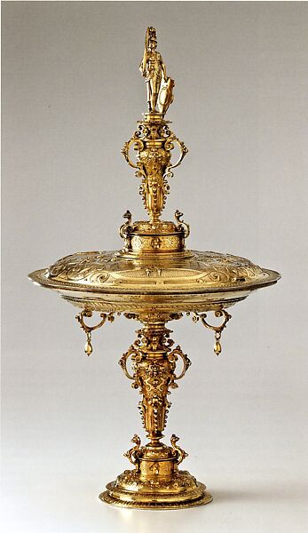Breda cup (Schale), showing the liberation of the town of Breda in 1590, Elias Marcus, Gilded silver, Breda 