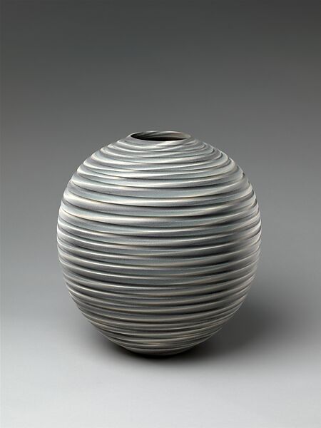 Spiraling Vessel, Dizzy Shadings (Genun), Ogata Kamio (Japanese, born 1949), Marbleized stoneware (neriage), Japan 