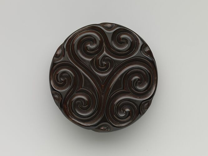 Incense box with fragrant grass design