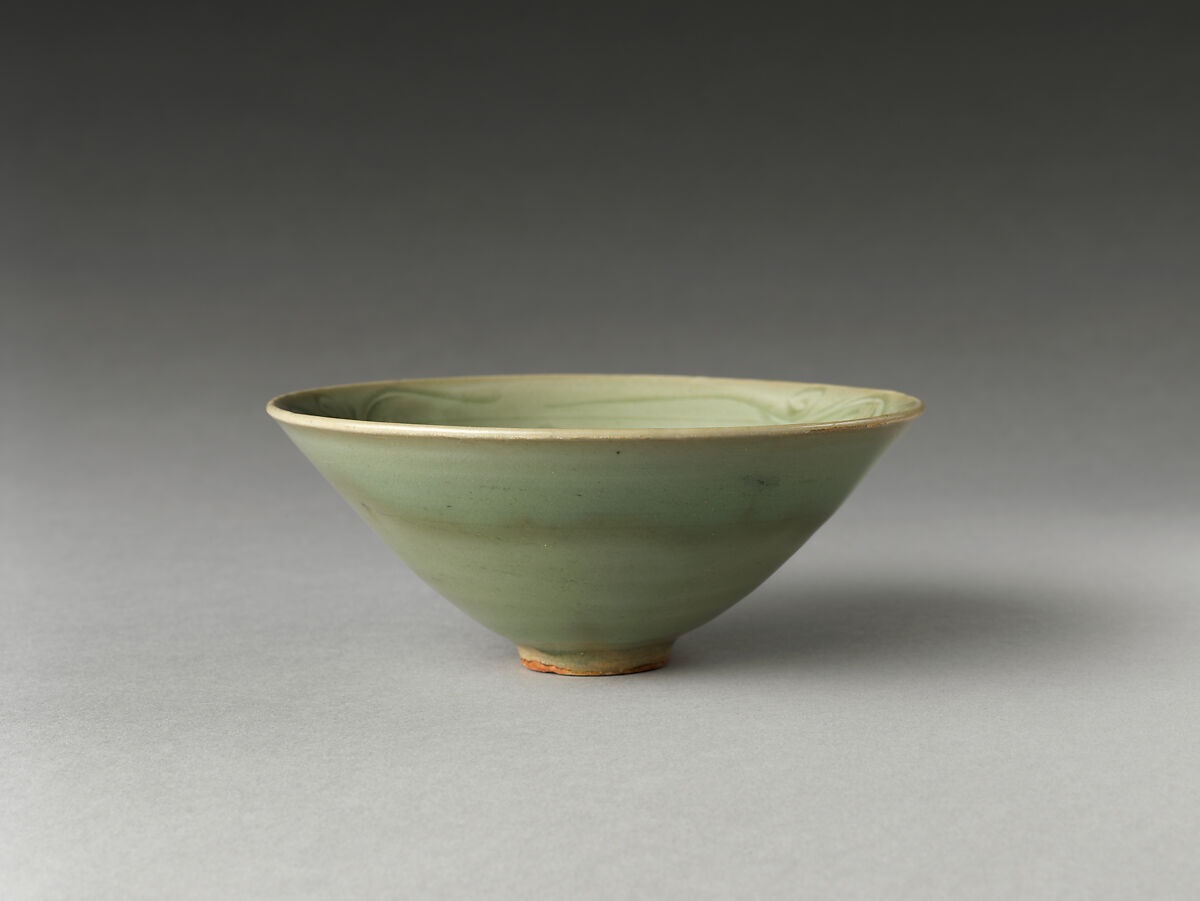 Bowl with Plum Blossom and Crescent Moon, Porcelain with incised decoration under celadon glaze (Longquan ware), China 