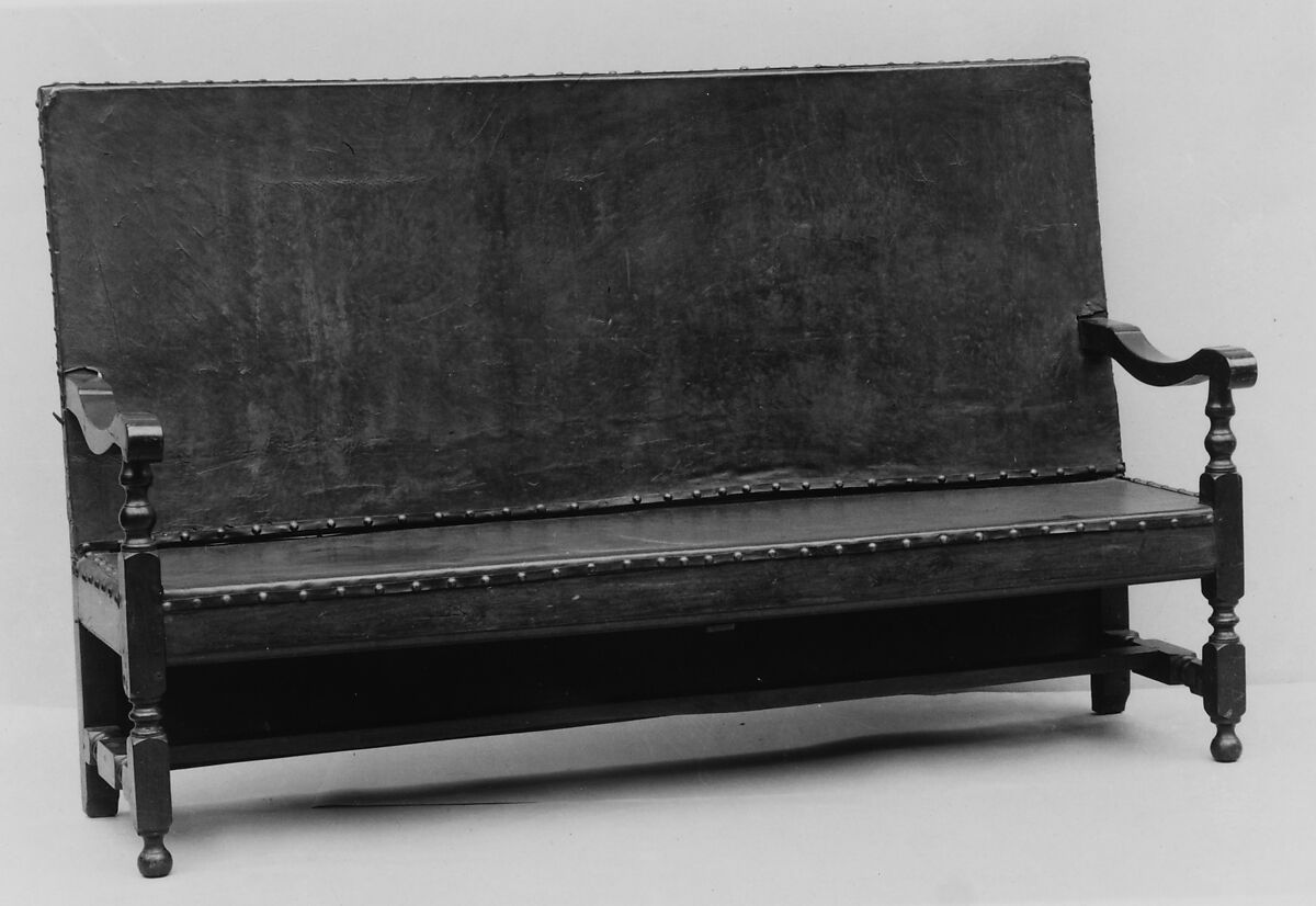 Leather settle, Black walnut, American