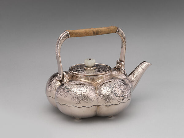 Teapot, Tiffany &amp; Co. (1837–present), Silver, jade, and boxwood, American 